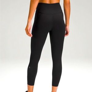 Lulu lemon 28” fast and free High-rise Tight with pocket